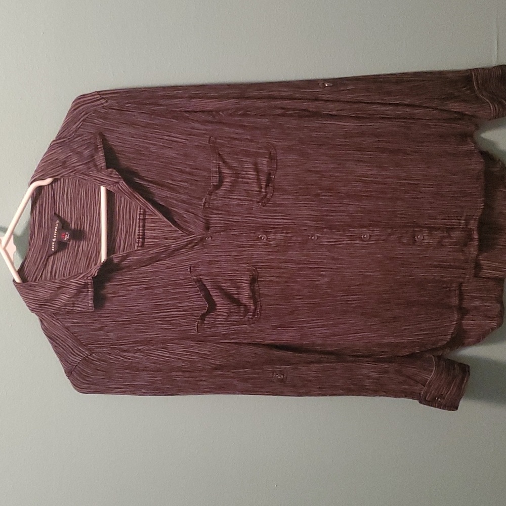 Rock and Republic black and grey wavy striped button up shirt